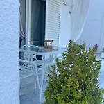 Lefki Penzion 3*