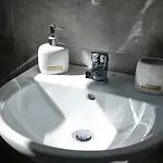 Lefki 3*