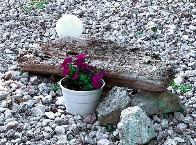 Lefki Pensjonat Polychrono