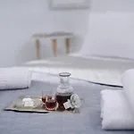 Lefki Polychrono