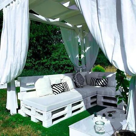 Lefki بيت ضيافة 3*